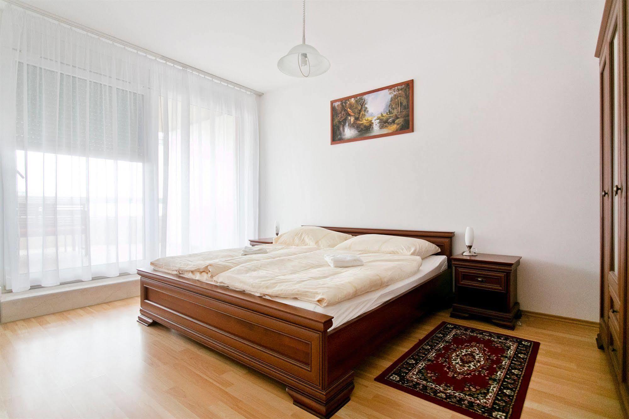 Luxury Apartment Hotel Siófok Eksteriør billede