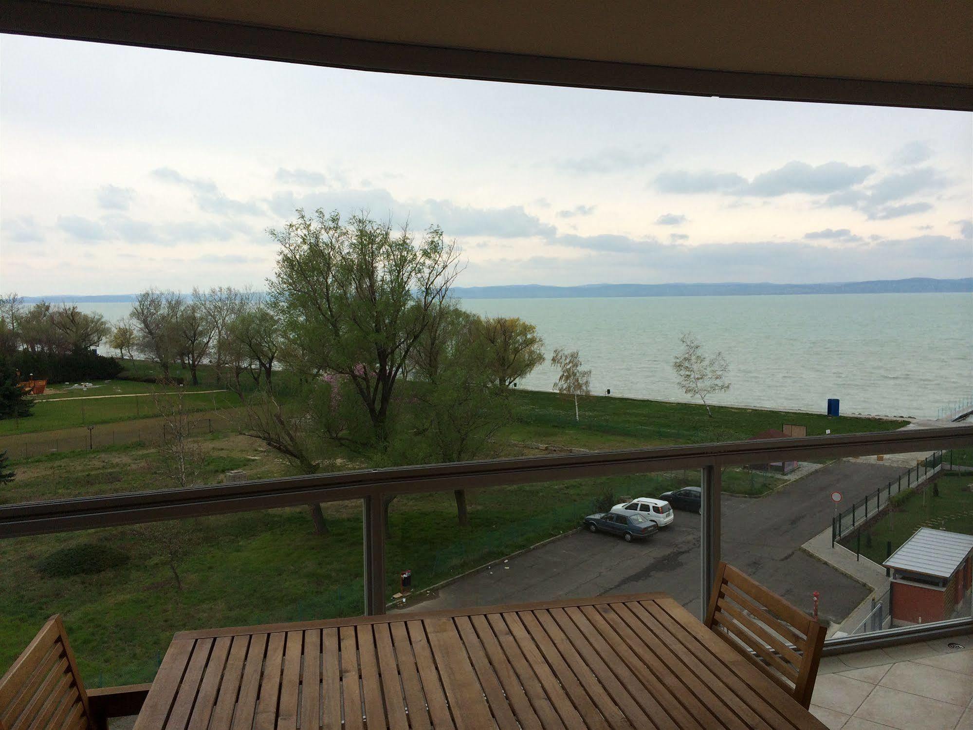 Luxury Apartment Hotel Siófok Eksteriør billede